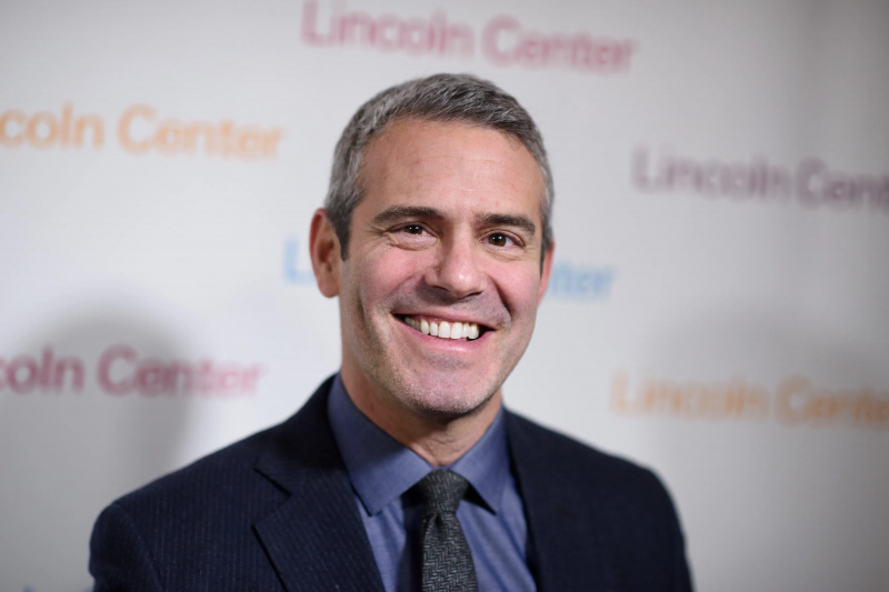 Andy Cohen ‘Hesitante’ em dispensar alguns membros do elenco de donas de casa reais: ‘Eles possuem conhecimento interno’